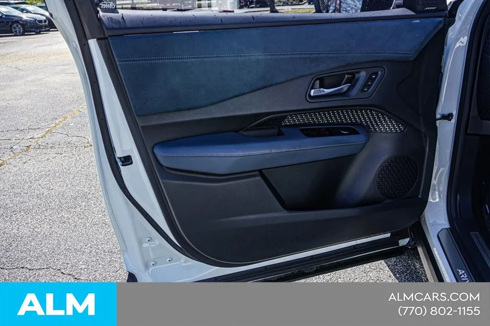2023 Nissan Ariya Platinum+ - Photo 48