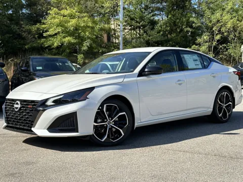 White 2025 Nissan Altima 2.5 SR for sale in Newnan, GA