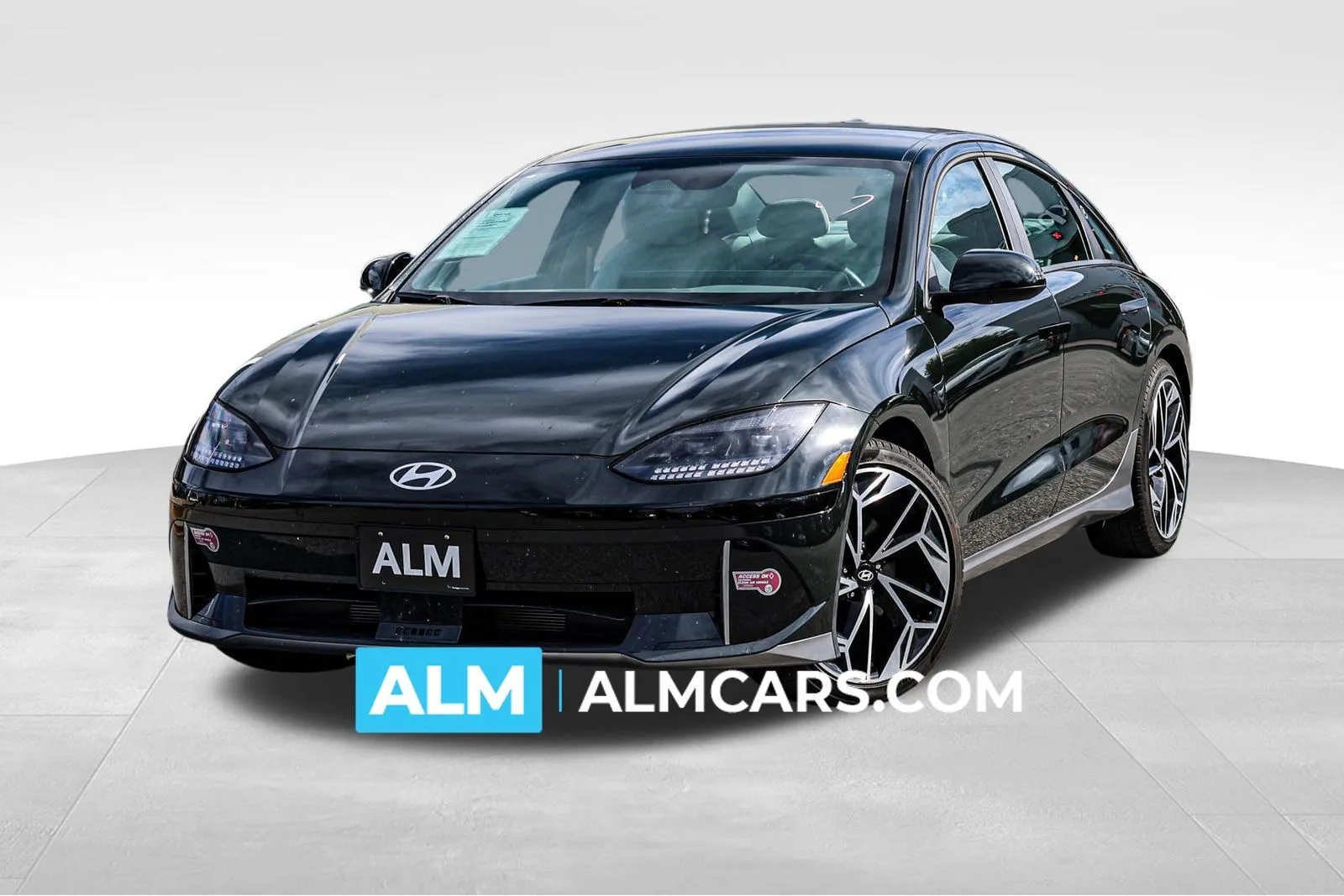 Used 2024 Hyundai IONIQ 6 SEL with VIN KMHM34AC1RA070425 for sale in Perry, GA