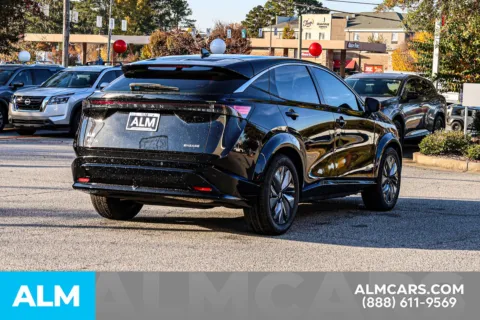 More photos of 2023 Nissan Ariya ENGAGE at ALM Nissan Newnan, GA