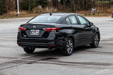 More photos of 2025 Nissan Versa 1.6 SV at ALM Nissan Newnan, GA