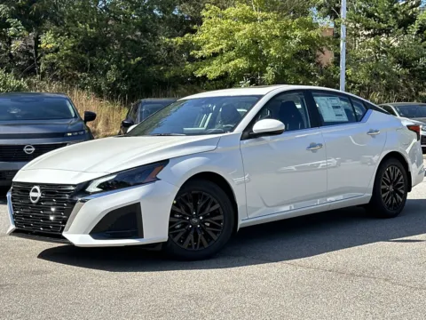 White 2025 Nissan Altima 2.5 SV for sale in Newnan, GA