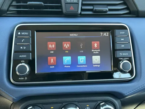 More photos of 2025 Nissan Versa 1.6 SV at ALM Nissan Newnan, GA