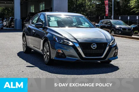 More photos of 2020 Nissan Altima 2.5 SL at ALM Nissan Newnan, GA