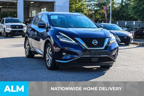 More photos of 2019 Nissan Murano SL at ALM Nissan Newnan, GA