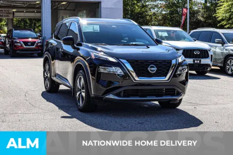 More photos of 2023 Nissan Rogue SL at ALM Nissan Newnan, GA