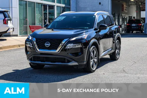 More photos of 2023 Nissan Rogue SL at ALM Nissan Newnan, GA