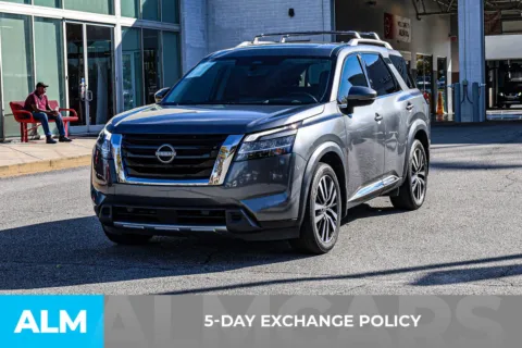 More photos of 2024 Nissan Pathfinder Platinum at ALM Nissan Newnan, GA