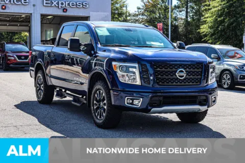 More photos of 2019 Nissan Titan PRO-4X at ALM Nissan Newnan, GA