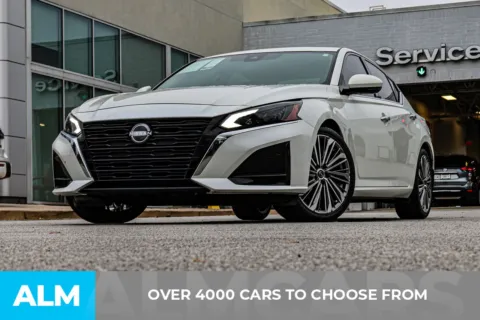 Another view of 2023 Nissan Altima 2.5 SL for sale in Newnan, GA at ALM Nissan Newnan