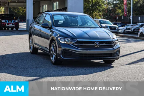 More photos of 2024 Volkswagen Jetta 1.5T SE at ALM Nissan Newnan, GA