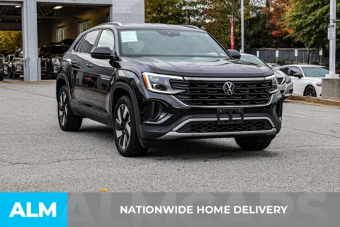 More photos of 2024 Volkswagen Atlas Cross Sport 2.0T SE w/Technology at ALM Nissan Newnan, GA