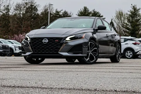 Photos of 2025 Nissan Altima 2.5 SR for sale in Newnan, GA at ALM Nissan Newnan