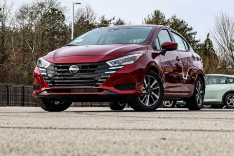 Photos of 2025 Nissan Versa 1.6 SV for sale in Newnan, GA at ALM Nissan Newnan