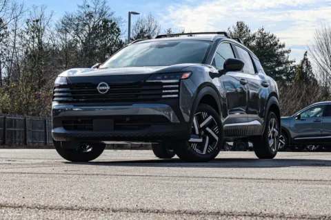 Photos of 2026 Nissan Kicks SV for sale in Newnan, GA at ALM Nissan Newnan