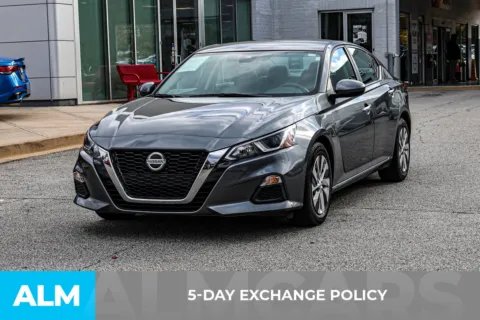 More photos of 2021 Nissan Altima 2.5 S at ALM Nissan Newnan, GA