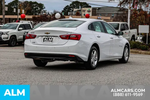 More photos of 2024 Chevrolet Malibu LT at ALM Nissan Newnan, GA