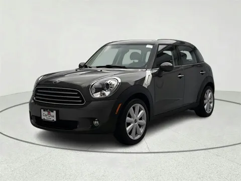 Another view of 2014 MINI Cooper Countryman for sale in Gurnee, IL at CarWise Gurnee