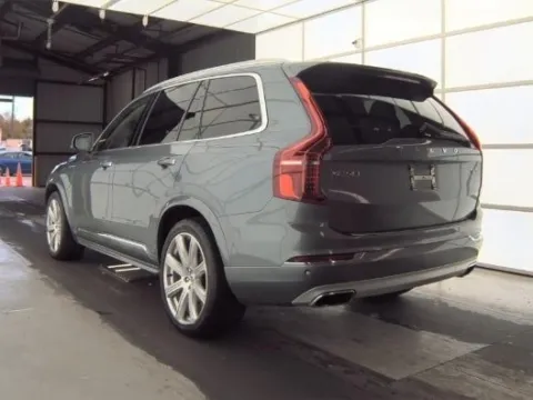 Photos of 2019 Volvo XC90 T6 Inscription for sale in Gurnee, IL at CarWise Gurnee