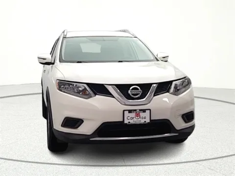 Photos of 2016 Nissan Rogue SV for sale in Gurnee, IL at CarWise Gurnee