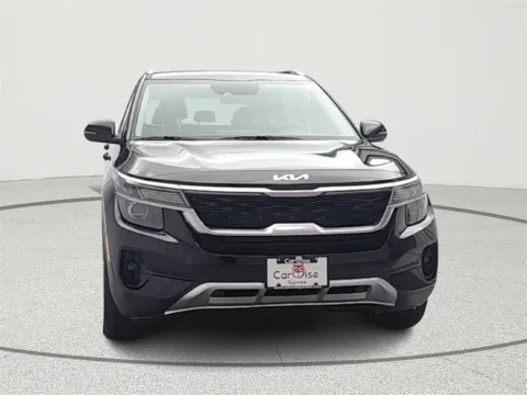Photos of 2023 Kia Seltos S for sale in Gurnee, IL at CarWise Gurnee
