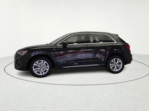 More photos of 2023 Audi Q3 Premium Plus at CarWise Gurnee, IL