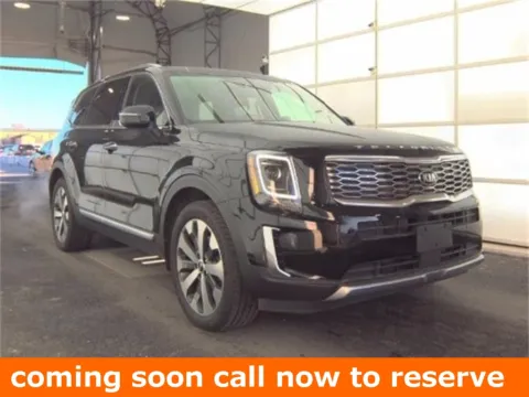 Black 2021 Kia Telluride S for sale in Gurnee, IL