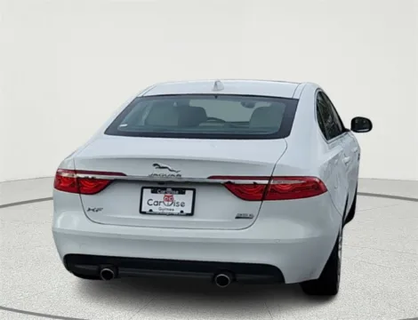 More photos of 2017 Jaguar XF 35t Prestige at CarWise Gurnee, IL