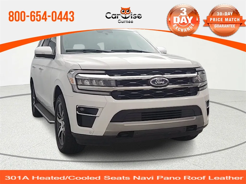2023 Ford Expedition Limited's photo