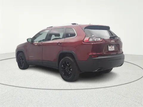 More photos of 2019 Jeep Cherokee Latitude Plus at CarWise Gurnee, IL