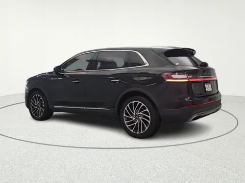 More photos of 2019 Lincoln Nautilus Reserve at CarWise Gurnee, IL