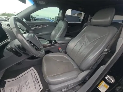 Another view of 2019 Lincoln Nautilus Reserve for sale in Gurnee, IL at CarWise Gurnee