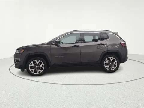 More photos of 2018 Jeep Compass Limited at CarWise Gurnee, IL