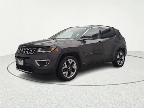 Another view of 2018 Jeep Compass Limited for sale in Gurnee, IL at CarWise Gurnee
