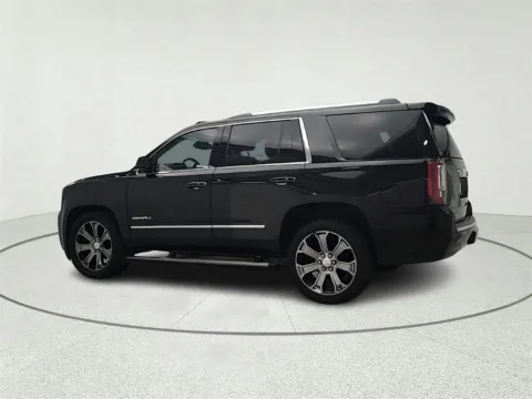 More photos of 2018 GMC Yukon Denali at CarWise Gurnee, IL