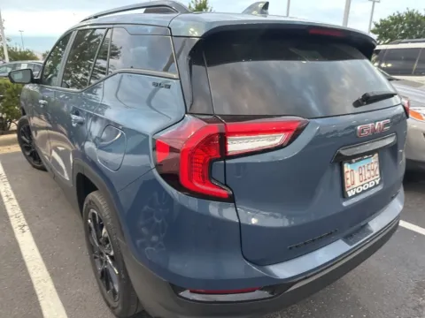 Photos of 2024 GMC Terrain SLE for sale in Gurnee, IL at CarWise Gurnee