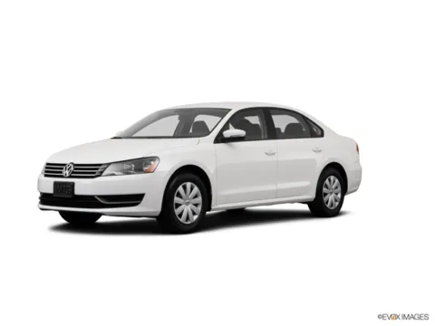 White 2014 Volkswagen Passat 1.8T S for sale in Gurnee, IL