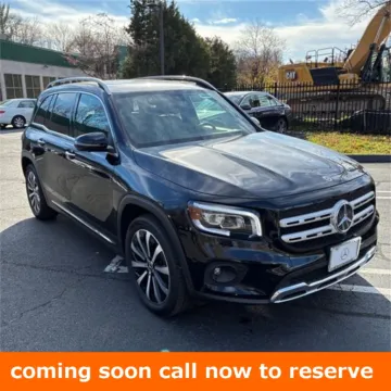 Black 2020 Mercedes-Benz GLB 250 for sale in Gurnee, IL