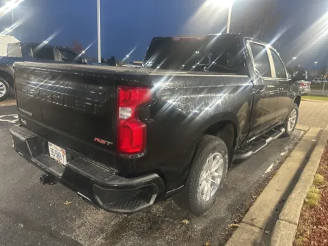 Photos of 2019 Chevrolet Silverado 1500 RST for sale in Gurnee, IL at CarWise Gurnee