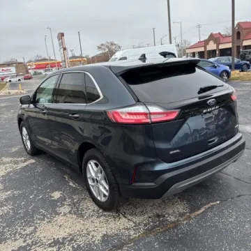 Photos of 2024 Ford Edge SEL for sale in Gurnee, IL at CarWise Gurnee