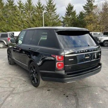 Photos of 2019 Land Rover Range Rover 5.0L V8 Supercharged for sale in Gurnee, IL at CarWise Gurnee