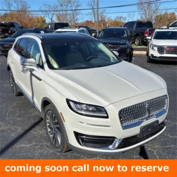 White 2020 Lincoln Nautilus Reserve for sale in Gurnee, IL