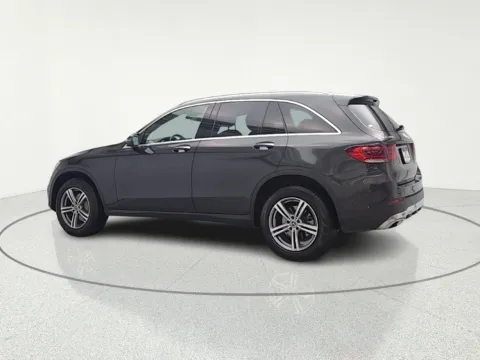 More photos of 2021 Mercedes-Benz GLC 300 at CarWise Gurnee, IL