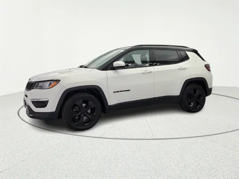 Another view of 2020 Jeep Compass Altitude for sale in Gurnee, IL at CarWise Gurnee