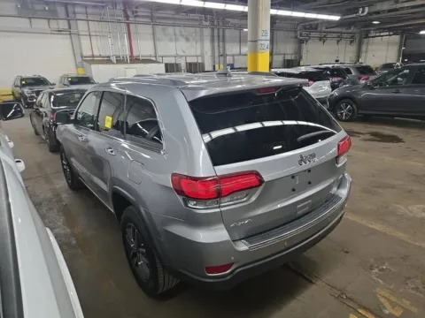 Photos of 2020 Jeep Grand Cherokee Limited for sale in Gurnee, IL at CarWise Gurnee