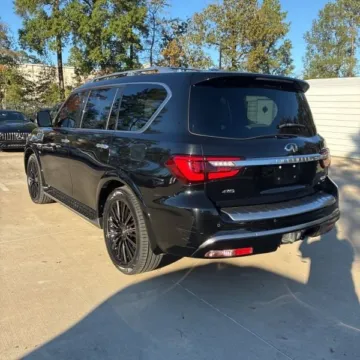 Photos of 2020 INFINITI QX80 Limited for sale in Gurnee, IL at CarWise Gurnee