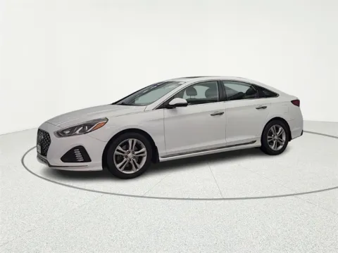 Another view of 2019 Hyundai Sonata Sport for sale in Gurnee, IL at CarWise Gurnee