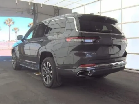 Photos of 2023 Jeep Grand Cherokee L Overland for sale in Gurnee, IL at CarWise Gurnee