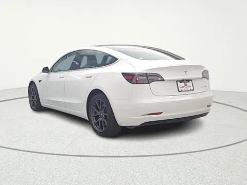 More photos of 2018 Tesla Model 3 Long Range at CarWise Gurnee, IL