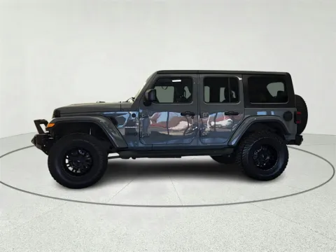 More photos of 2018 Jeep Wrangler Unlimited Sahara at CarWise Gurnee, IL